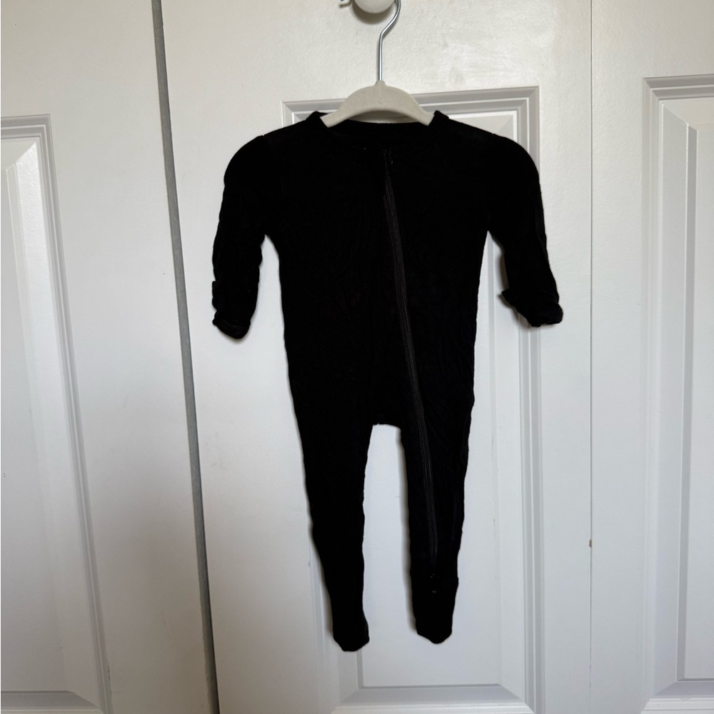 Kyte BABY Black Kids One Piece Footie